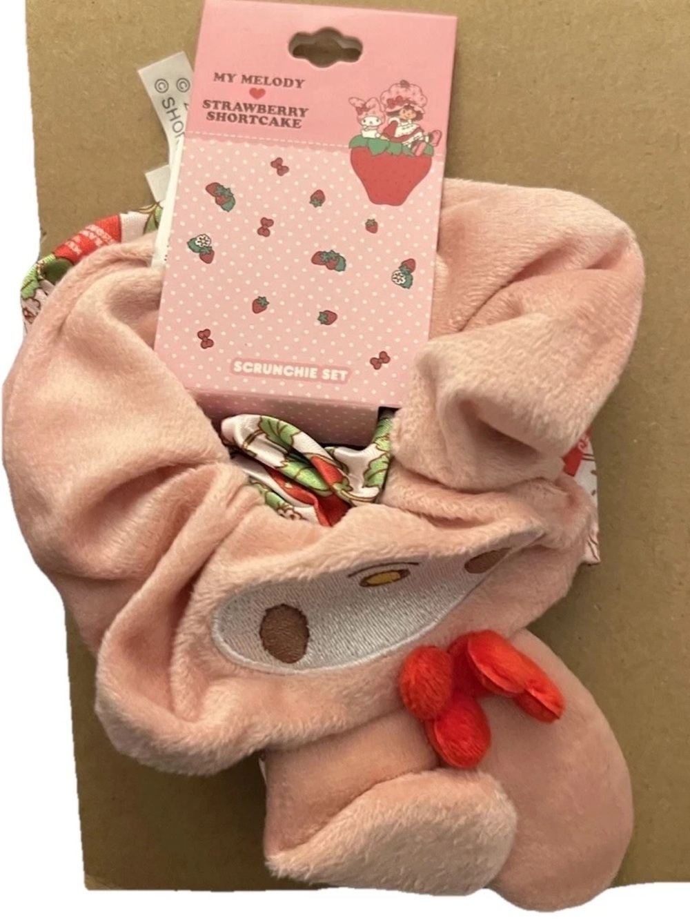 My Melody x Strawberry Shortcake 3 Scrunchie Set